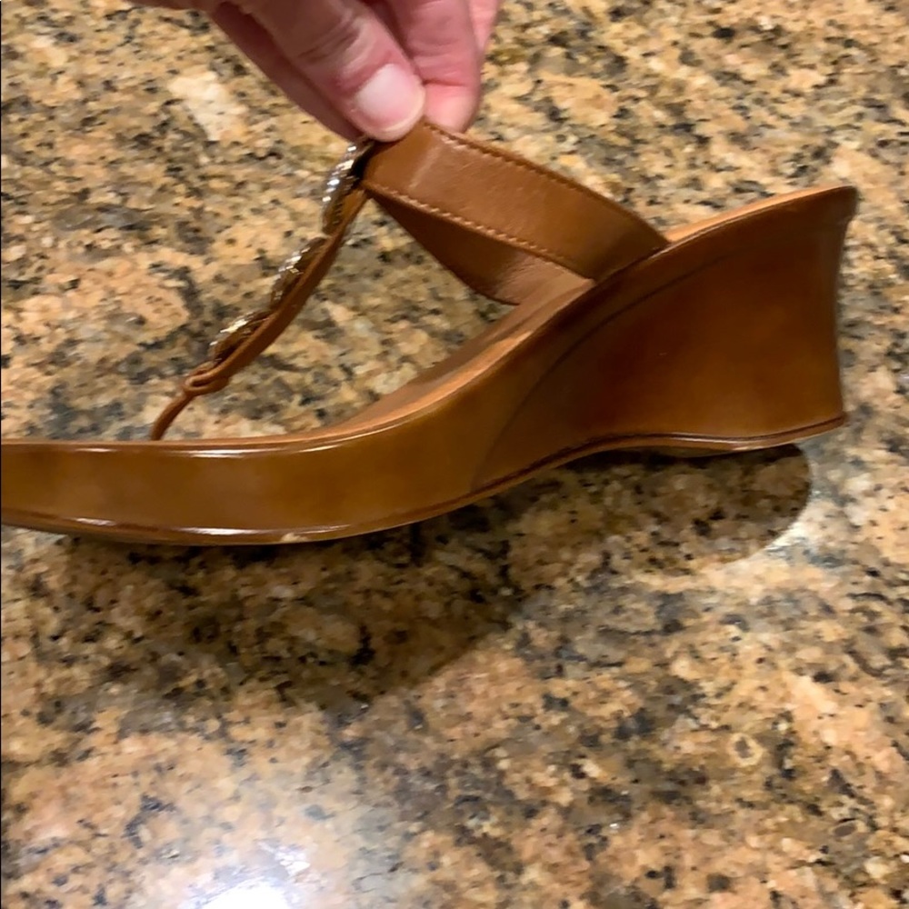 Sandals - Picture 5 of 6